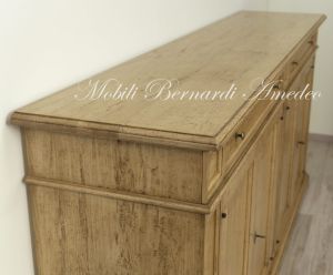 Credenzone in legno massiccio di olmo stile rustico piallata a mano